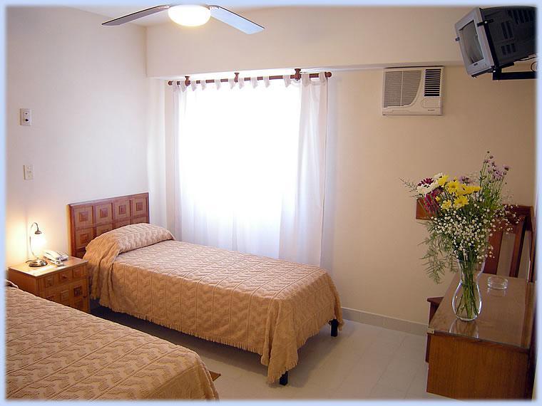 Lihuel Calel Hotel *